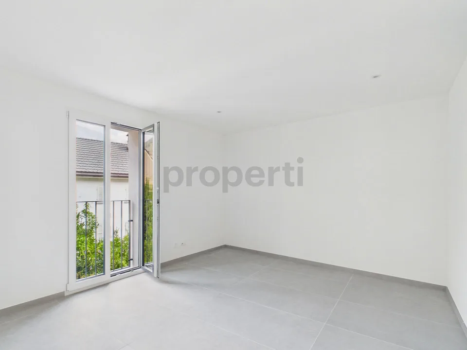 Moderne 3.5-Zimmer-Wohnung mit internem Parkplatz, Biasca – Foto 7 von 26