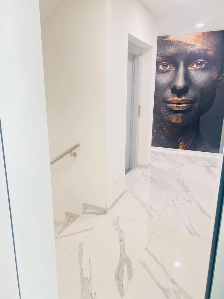 ELEGANTE 2.5-ZIMMER-WOHNUNG IN EINER NEUEN RESIDENZ IN LUGANO – Foto 13 von 13