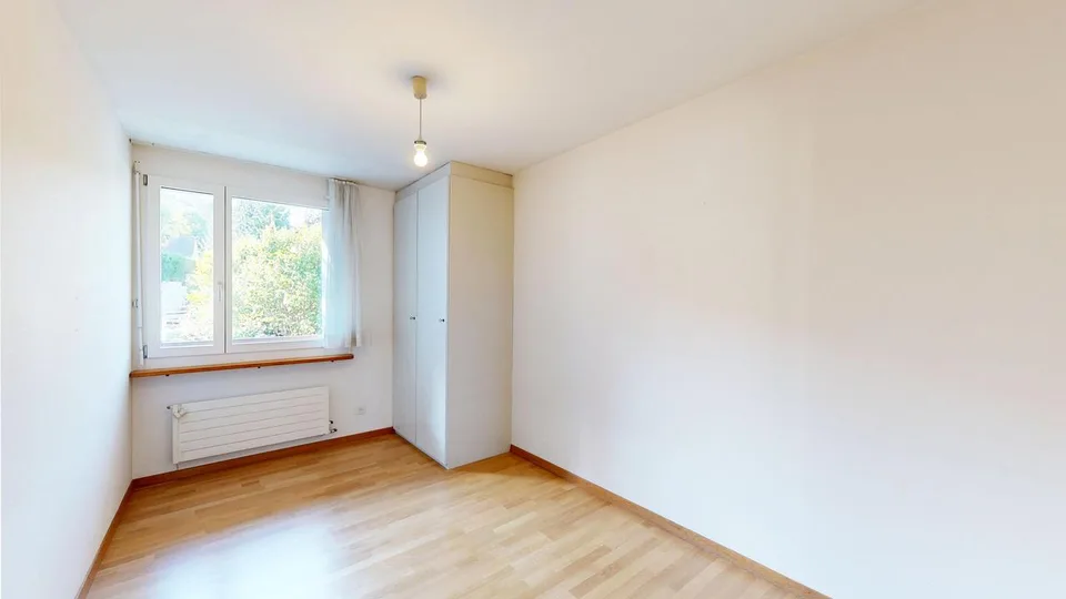 Charmantes 6.5-Zimmer-Doppeleinfamilienhaus an attraktiver Lage – Foto 9 von 17