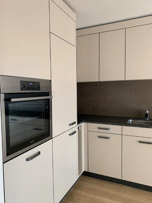 Sanierte Wohnung in Biel zu vermieten – Foto 10 von 11