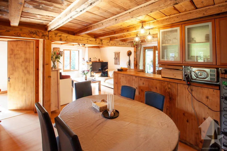 Appartement dans un petit chalet sur les Mayens de Conthey – Foto 7 von 12