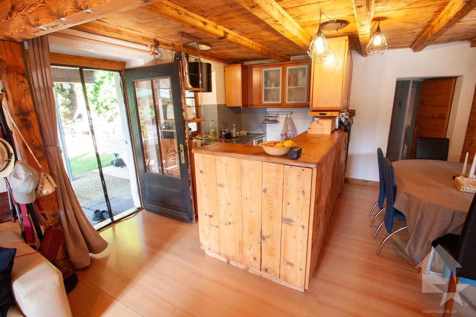 Appartement dans un petit chalet sur les Mayens de Conthey – Foto 5 von 12