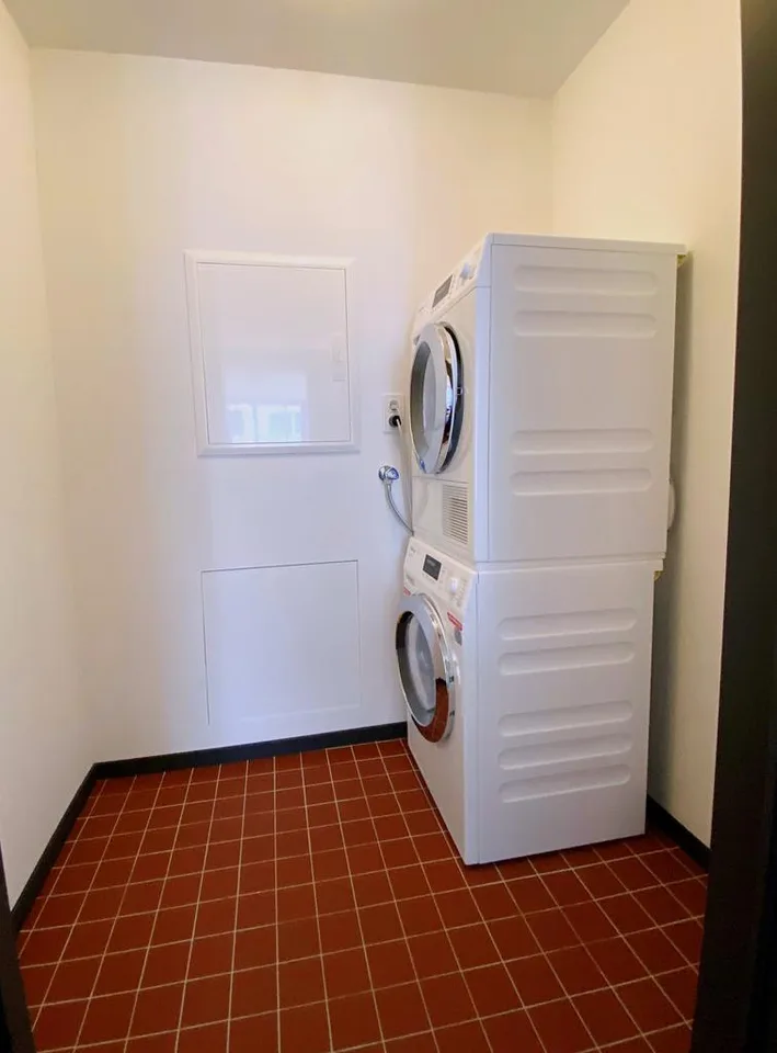 Helle, moderne Wohnung im Eigentumsstandard in Bern-Brünnen – photo 9 of 10