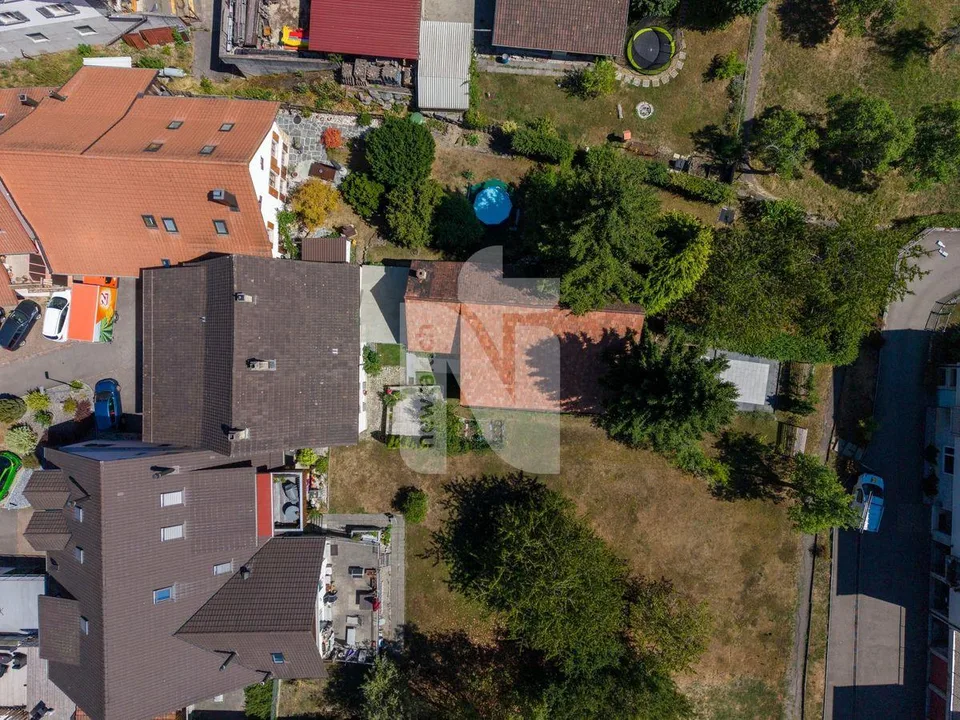 Ein Haus - drei Wohnungen - unzählige Möglichkeiten, ideal für Fami... – photo 2 sur 13