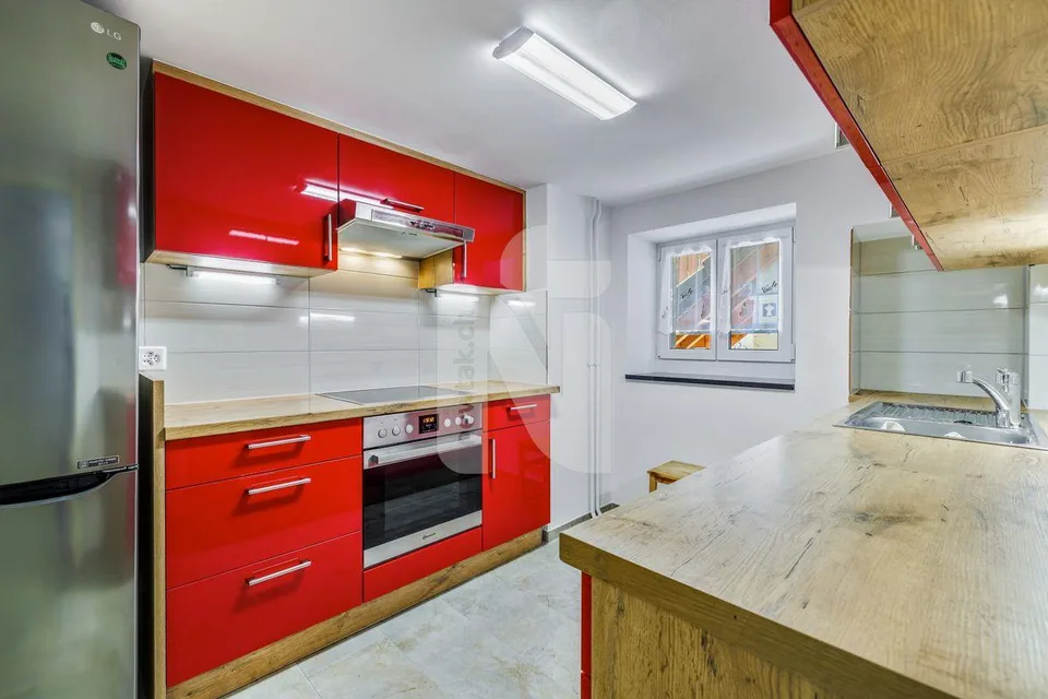 Ein Haus - drei Wohnungen - unzählige Möglichkeiten, ideal für Fami... – photo 8 sur 13