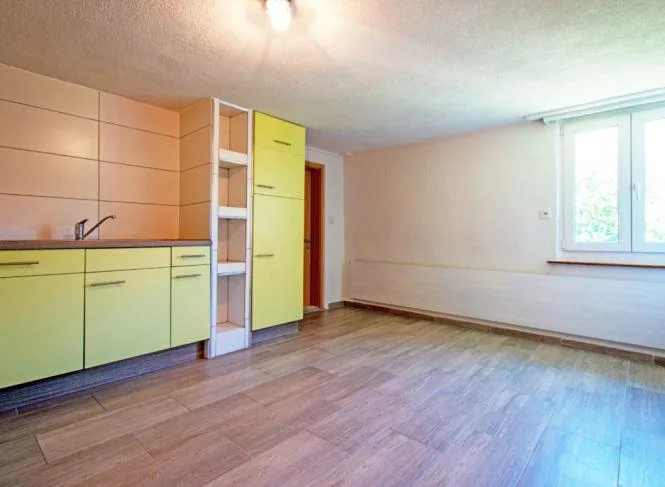 Cercasi inquilino: Appartamento accogliente di 3,5 locali a Matzendorf