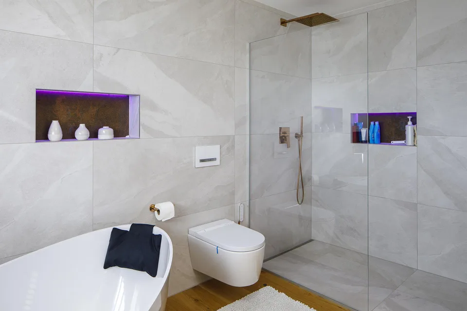 Exklusive 5.5 Zimmer Terrassenwohnung mit Berg- und Panoramasicht – photo 15 sur 21