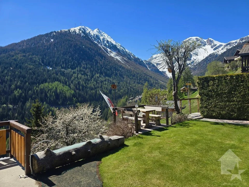 Magnifico chalet con 2 posti auto esterni – foto 18 di 29