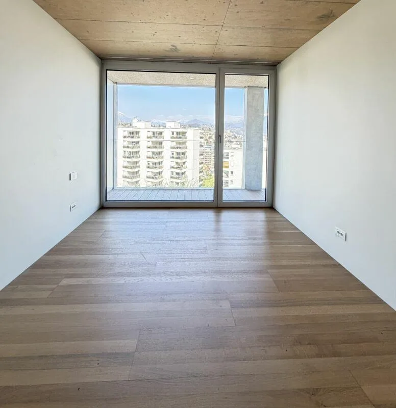 Moderno vista lago 3.5 locali