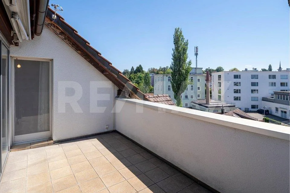 Mitten im Zentrum! Gepflegte Dach-Maisonette-Wohnung – photo 4 sur 13