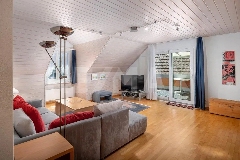 Mitten im Zentrum! Gepflegte Dach-Maisonette-Wohnung – photo 6 sur 13
