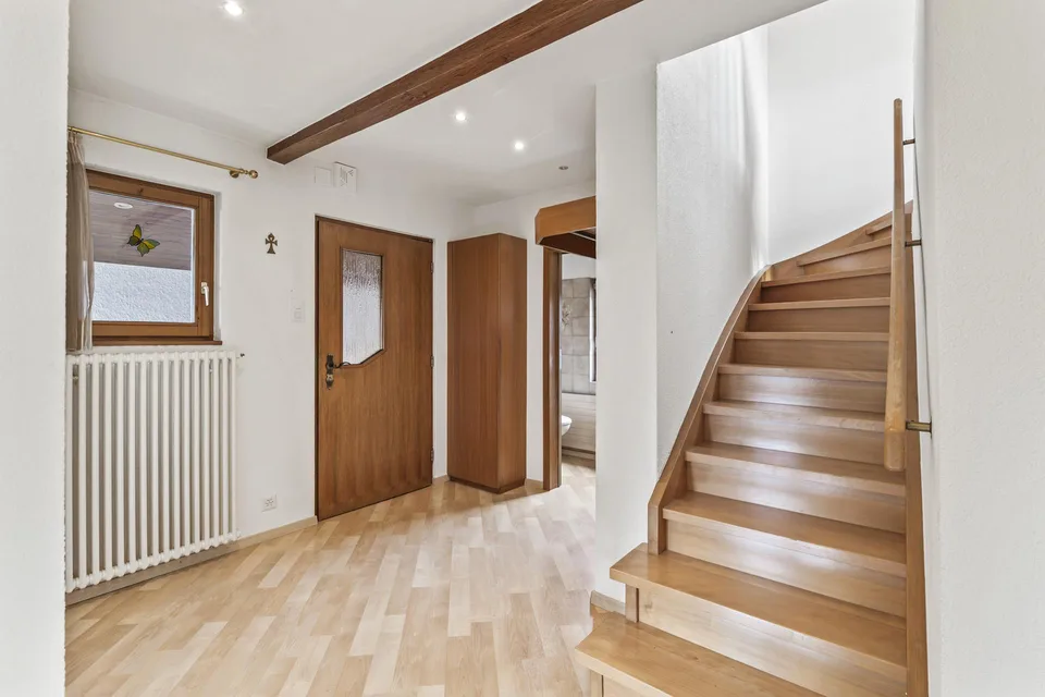 Charmantes 4.5 Zimmer EFH an sonniger Lage und ruhigem Wohnquartier – foto 5 di 18