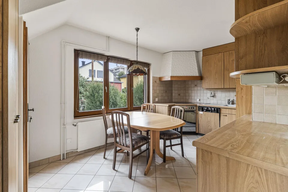 Charmantes 4.5 Zimmer EFH an sonniger Lage und ruhigem Wohnquartier – foto 4 di 18