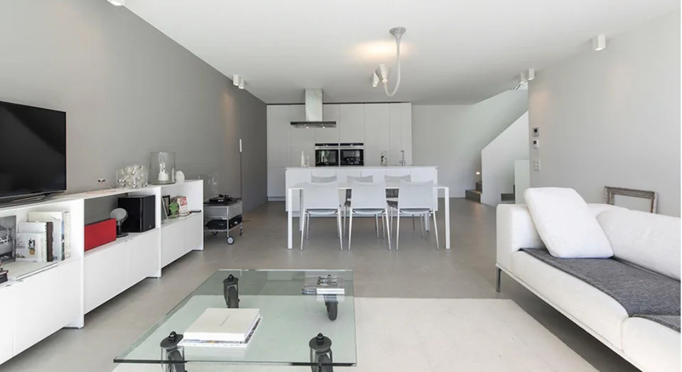 GERÄUMIGE DUPLEXWOHNUNG MIT BLICK AUF GARTEN UND GRÜN | SPAZIOSO DU... – Foto 5 von 7