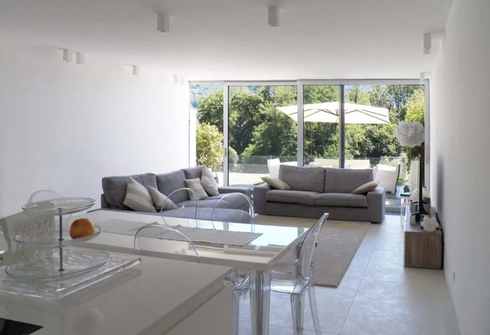 GERÄUMIGE DUPLEXWOHNUNG MIT BLICK AUF GARTEN UND GRÜN | SPAZIOSO DU... – Foto 2 von 7