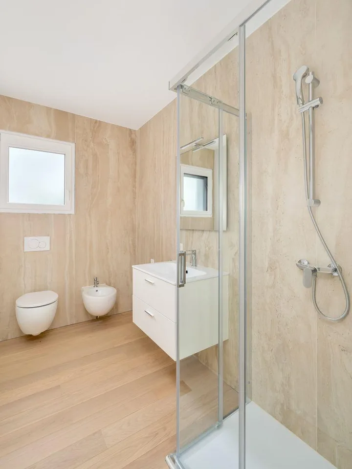 NEUE 2,5-ZIMMER-WOHNUNG | NEW 2.5-ROOM FLAT | NUOVO APPARTAMENTO DI... – foto 6 di 6