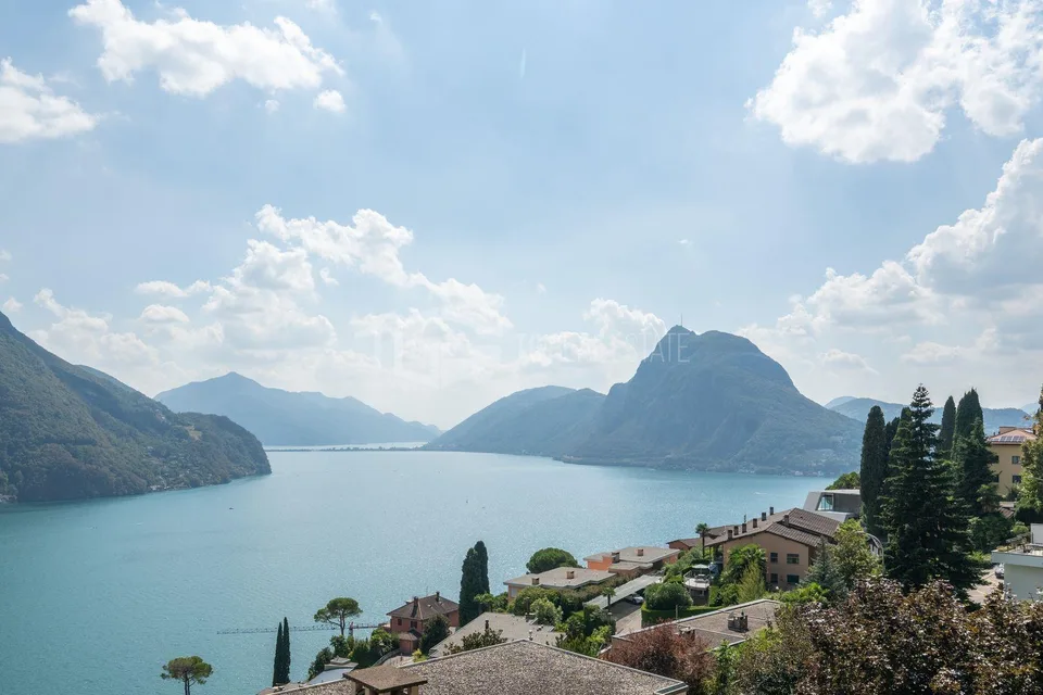 APPARTAMENTO AMMOBILIATO CON VISTA LAGO – photo 12 of 14