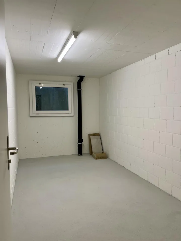 ERSTBEZUG nach vollständiger Renovation - 109 m2 mit Balkon und Lift – foto 26 di 30