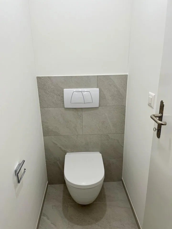 ERSTBEZUG nach vollständiger Renovation - 109 m2 mit Balkon und Lift – foto 21 di 30