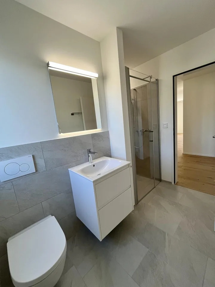 ERSTBEZUG nach vollständiger Renovation - 109 m2 mit Balkon und Lift – foto 20 di 30