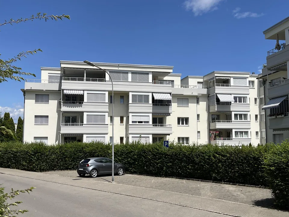 ERSTBEZUG nach vollständiger Renovation - 109 m2 mit Balkon und Lift – foto 27 di 30