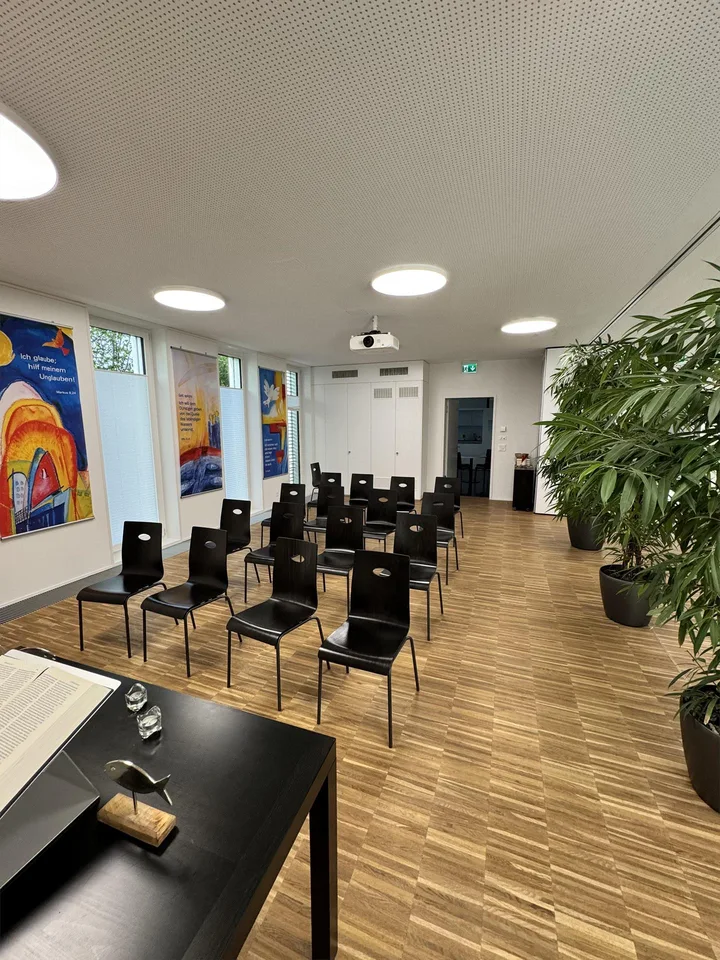 Vielseitige Büro- oder Praxisfläche an zentraler Lage – Foto 5 von 16