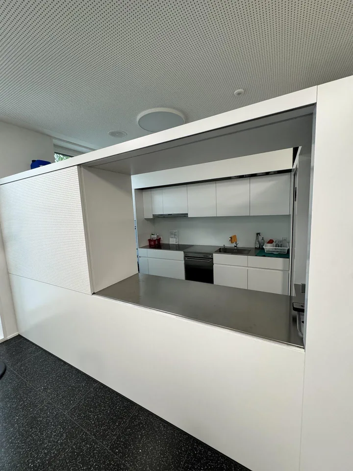Vielseitige Büro- oder Praxisfläche an zentraler Lage – Foto 10 von 16