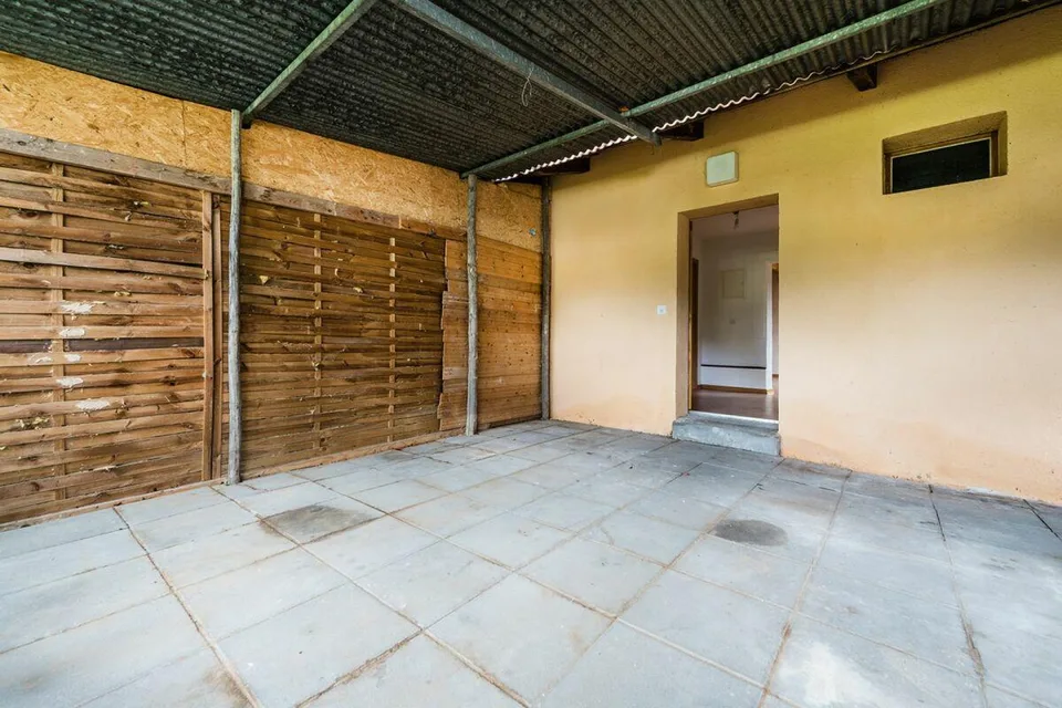 Atelier d'habitation dans un style de bâtiment ancien idyllique