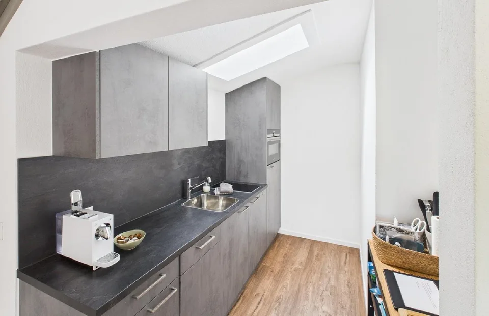 Charmante möblierte 1.5-Zimmerwohnung im Grünen