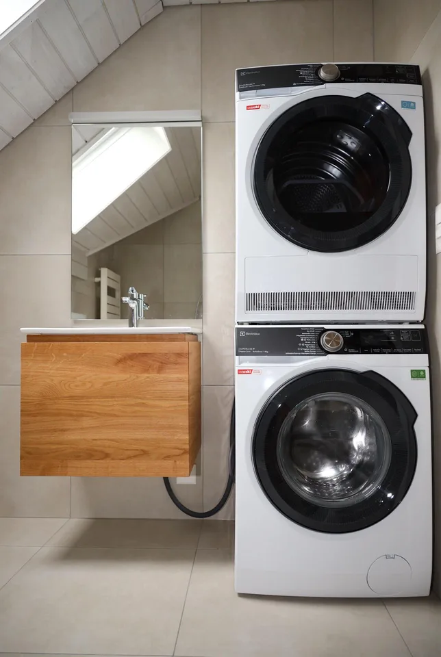 Neu renovierte 4 1/2 Zimmerwohnung