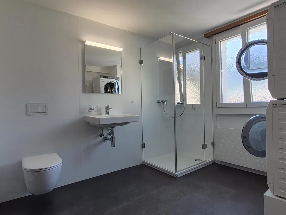 Charmant appartement 3.5 pièces dans un immeuble ancien à Maienfeld – rénové et situé au calme