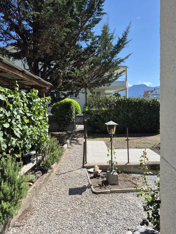 Charmant appartement 3.5 pièces dans un immeuble ancien à Maienfeld – rénové et situé au calme
