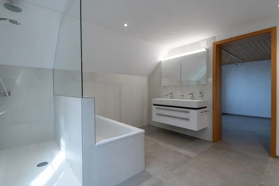 Haus direkt am See mit einzigartiger Terrasse & Privatsphäre