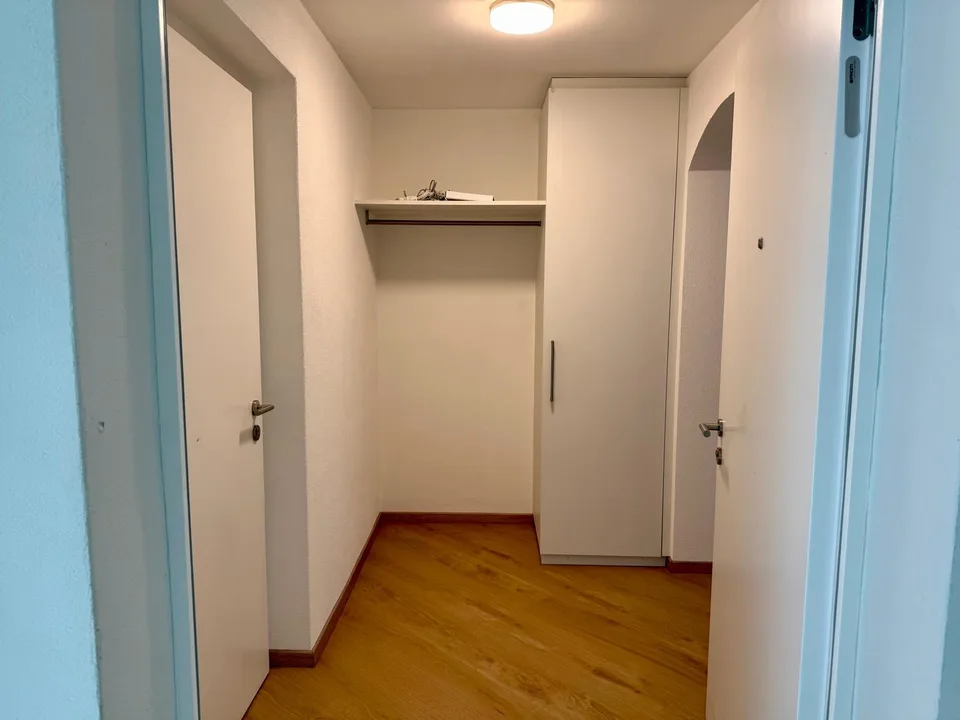 Sehr schöne, klimatisierte 5 1/2 Zimmer-Wohnung