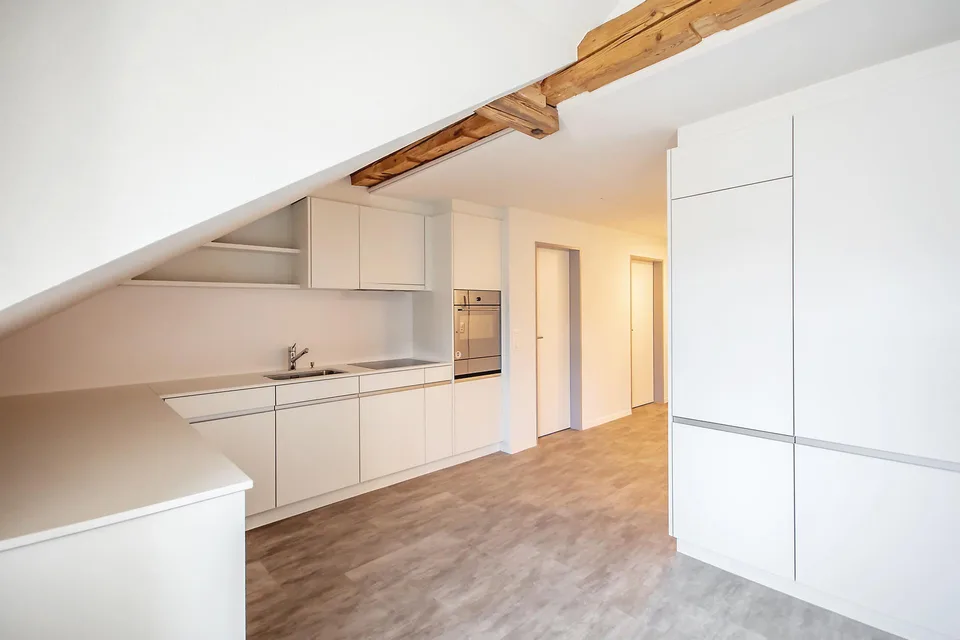 Traumhaftschöne, 4½-Zimmer-Dachwohnung in Altbau im Herzen von Eschenz