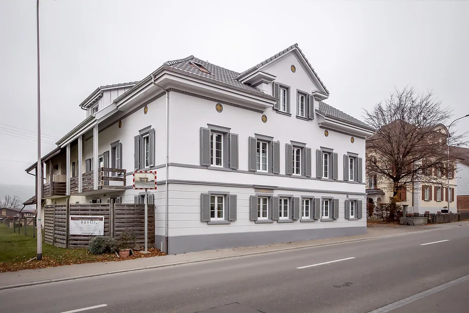 Traumhaftschöne, 4½-Zimmer-Dachwohnung in Altbau im Herzen von Eschenz