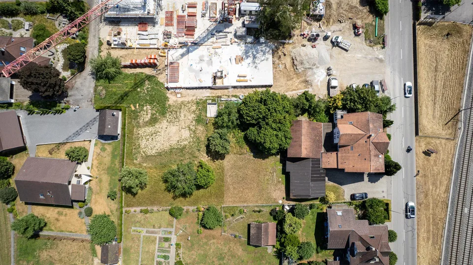 Maison d'habitation et commerciale avec potentiel de développement et terrain à bâtir à Madiswil – photo 9 sur 13