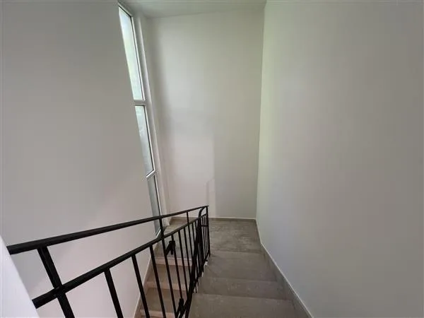 Lugano: Reihenhaus mit 3.5 Zimmern – Foto 11 von 13