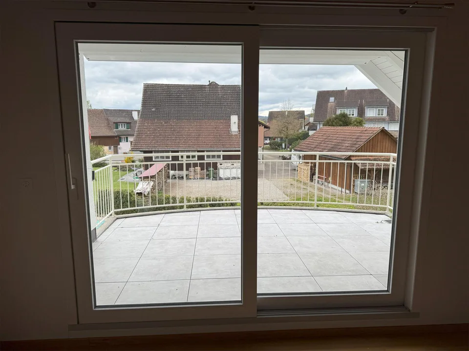 Charmante 5.5-Zimmer-Dachwohnung in der attraktiven Gemeinde Zuzwil SG