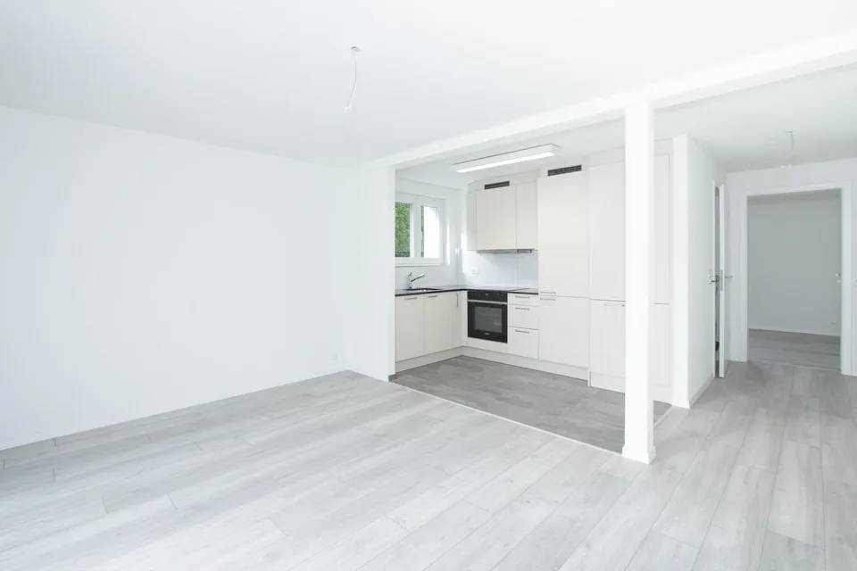 Ihr neues Zuhause mit atemberaubender Seesicht und Badeplatz