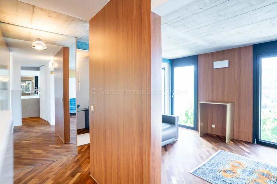 Elegante 10-Zimmer Villa mit aussergewöhnlicher Architektur – Foto 18 von 30