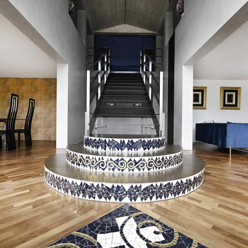 Elegante 10-Zimmer Villa mit aussergewöhnlicher Architektur – Foto 4 von 30