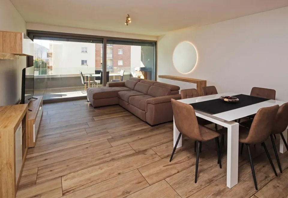 Locarno esclusivo 3.5 locali con spaziosa terrazza – Foto 3 von 8