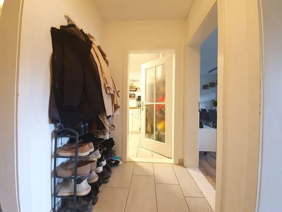 Schöne helle 4-Zimmerwohnung in Stadtnähe – Foto 2 von 9