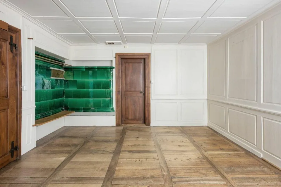 Appartamento elegante di 3.5 stanze in un edificio residenziale storico