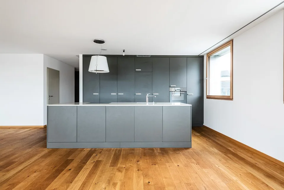 Hochwertige 4.5-Zimmerwohnung mit Terrasse in sonniger Lage