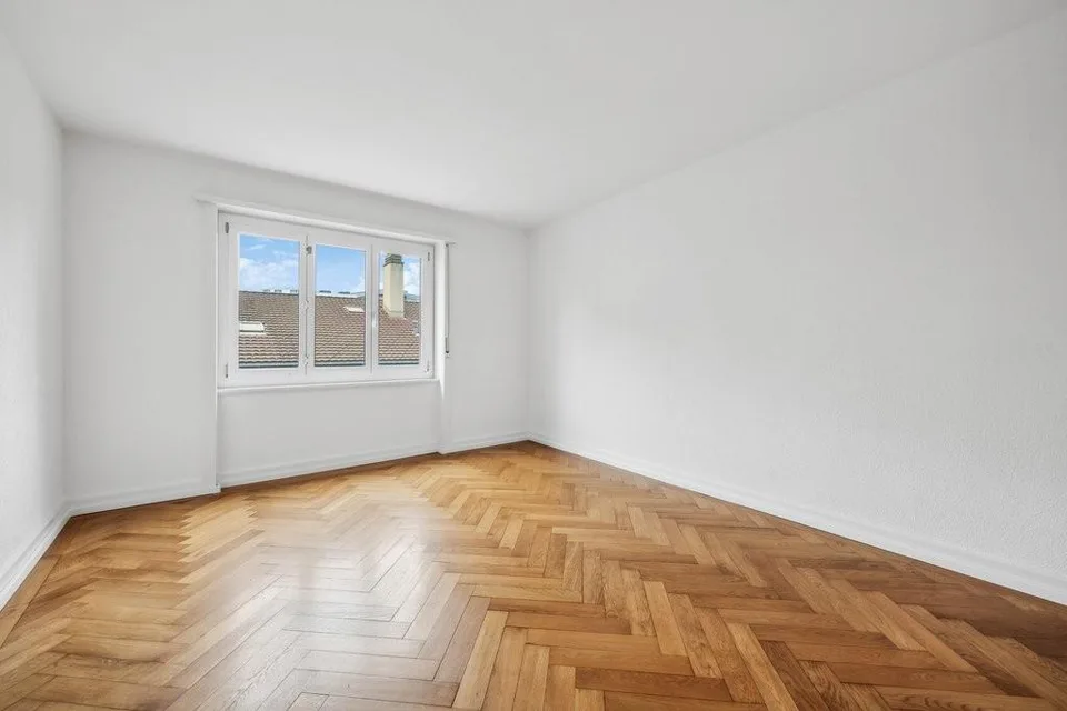 Grosszügige Wohnung an bester Lage in Freiburg – Foto 2 von 9