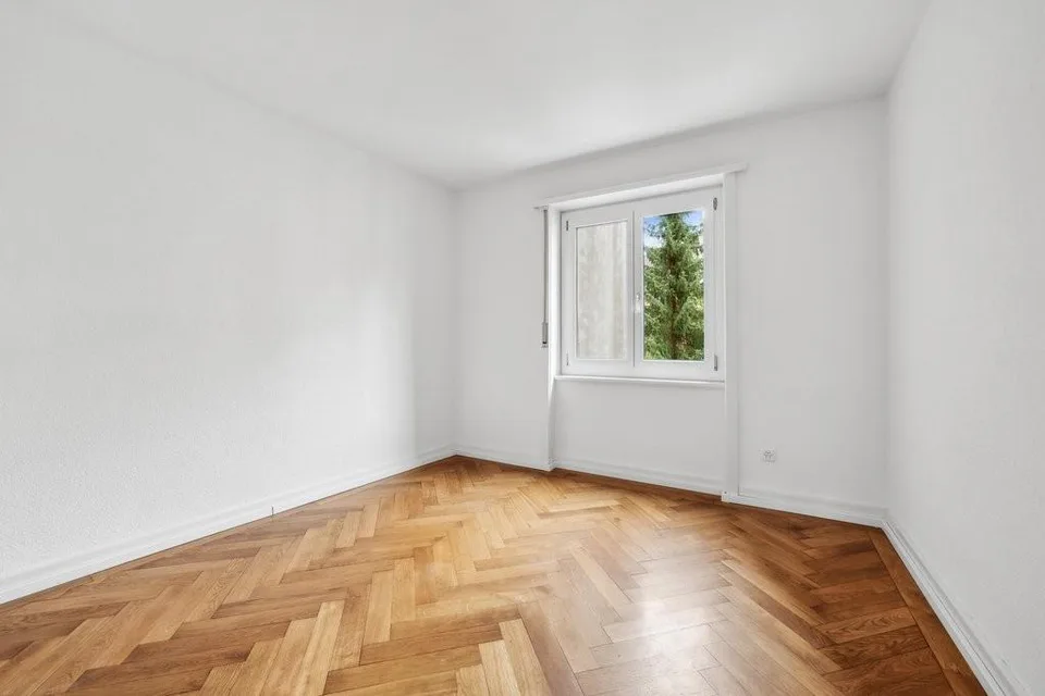 Grosszügige Wohnung an bester Lage in Freiburg – Foto 3 von 9