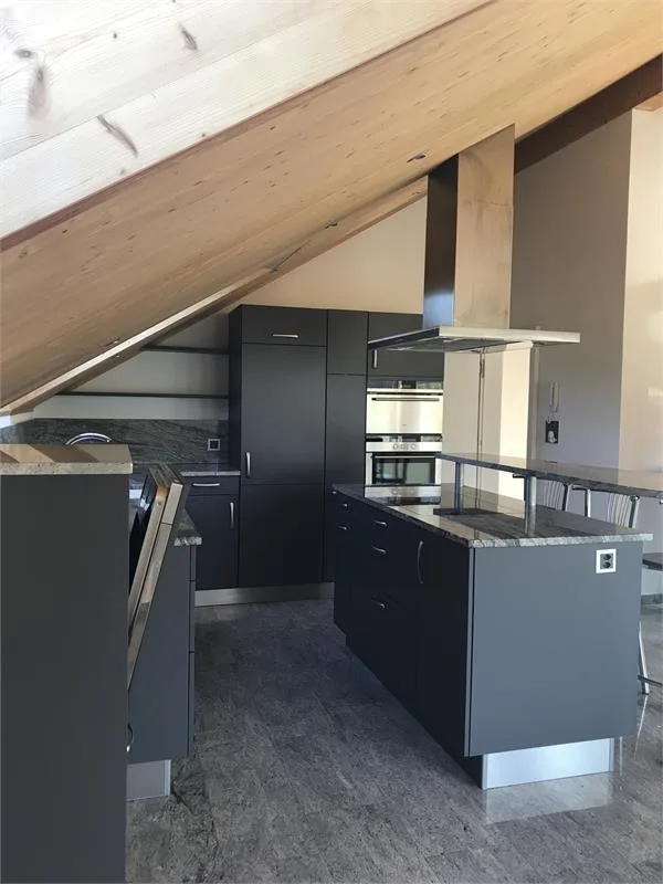 3,5 Zimmer Dachwohnung