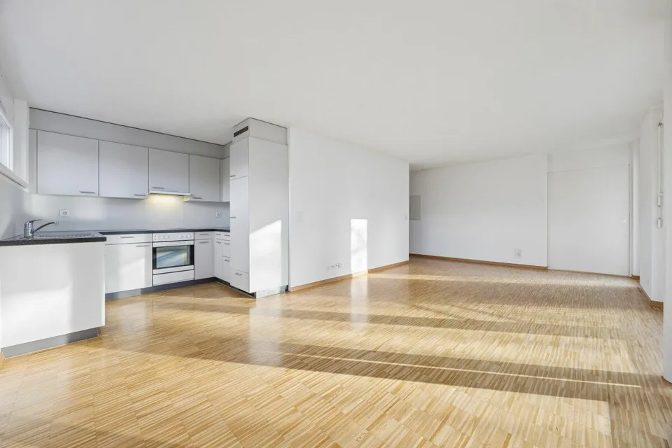 2.5-Zimmer-Wohnung mit Weitsicht – photo 2 sur 8